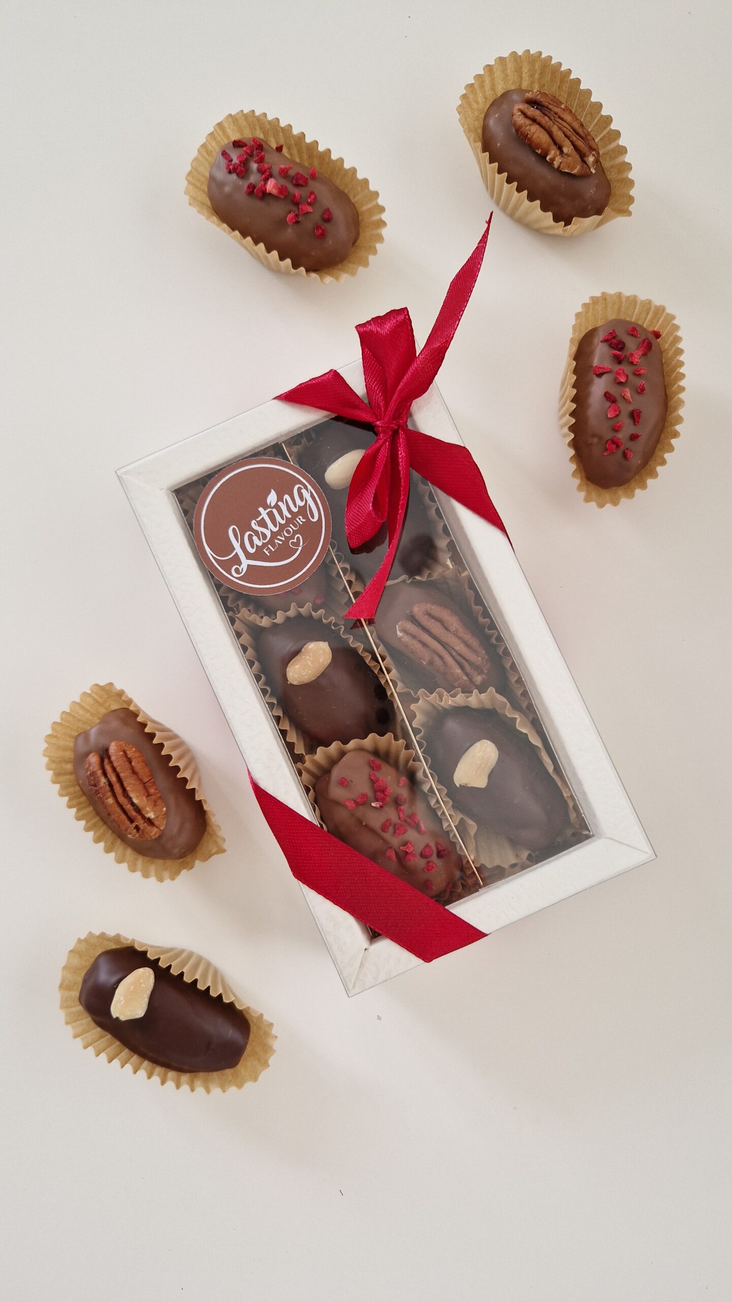 6-Date Luxury Gift Box – Signature Collection - Image 2